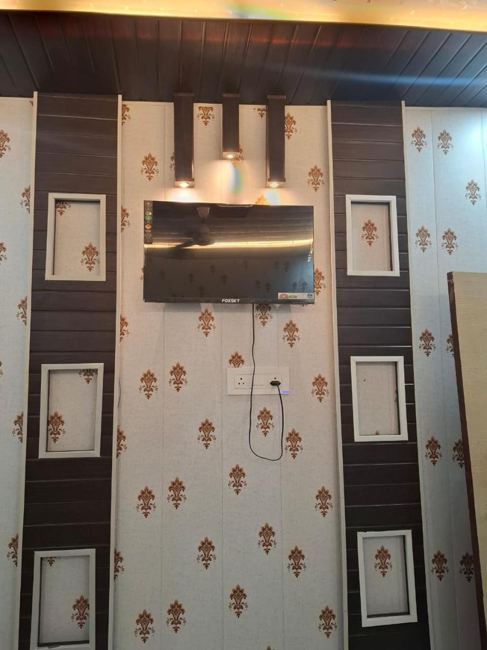 Hotel Sgh Subhadra Guest House Ayodhya Luaran gambar