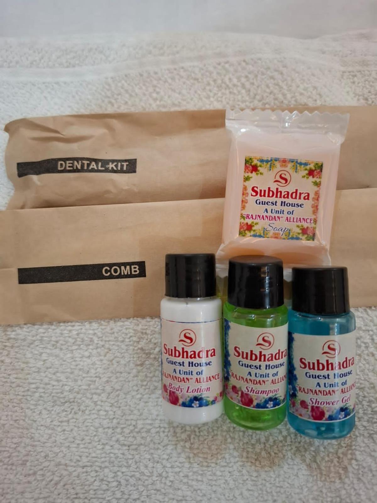 Hotel Sgh Subhadra Guest House Ayodhya Luaran gambar