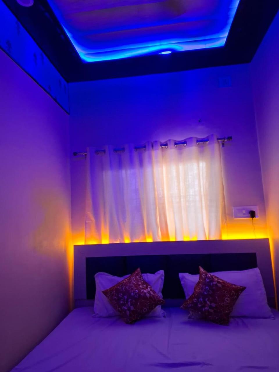 Hotel Sgh Subhadra Guest House Ayodhya Luaran gambar