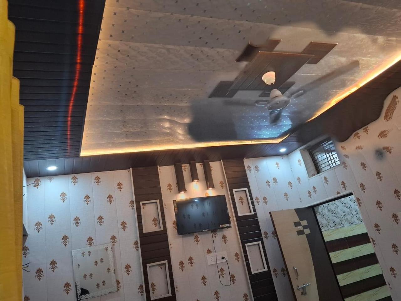 Hotel Sgh Subhadra Guest House Ayodhya Luaran gambar